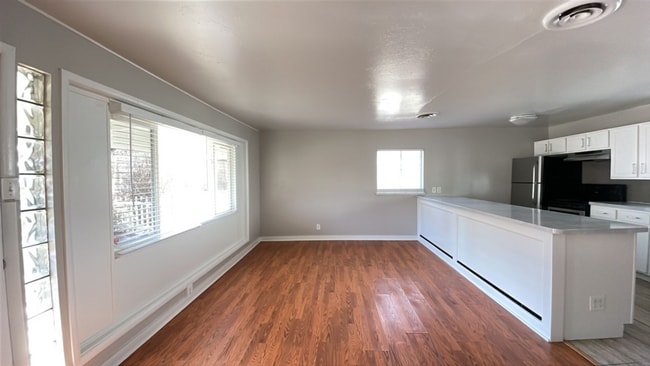 Photo - 8113 W 10th Ave Unidad 8113