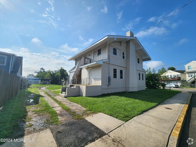 Building Photo - 40 Twilight Ave Rental