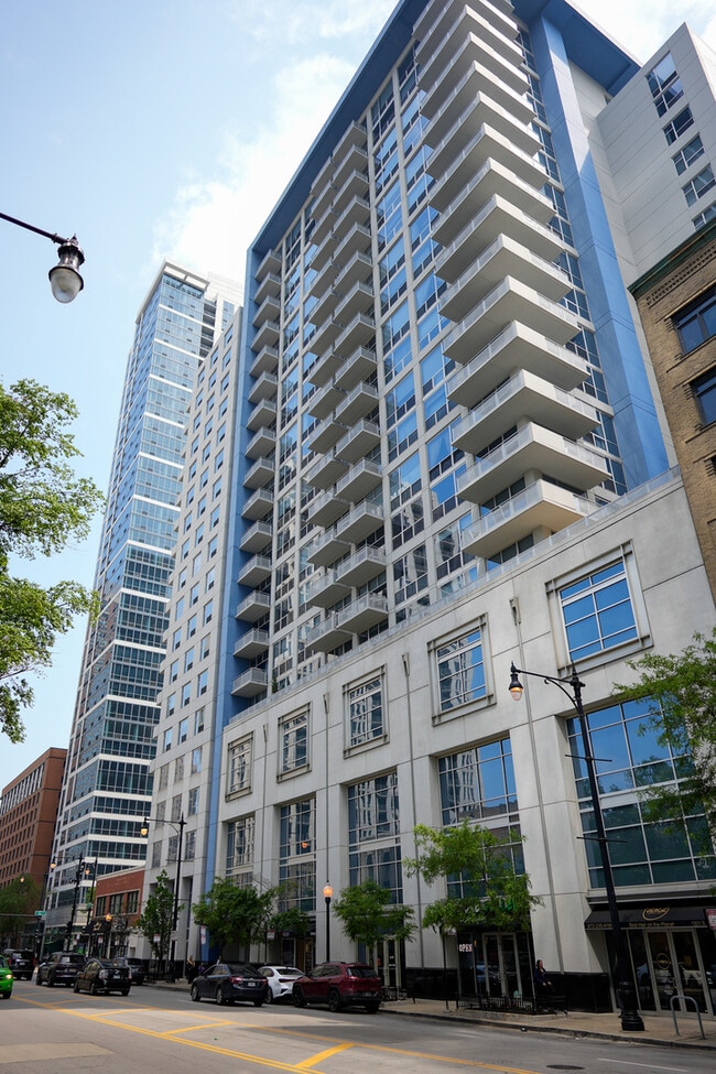 Photo - 1305 S Michigan Ave Unit 1308
