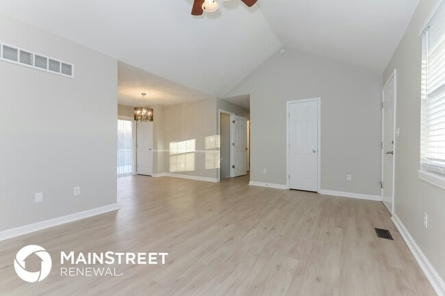 Photo - 1630 S Whitney Dr