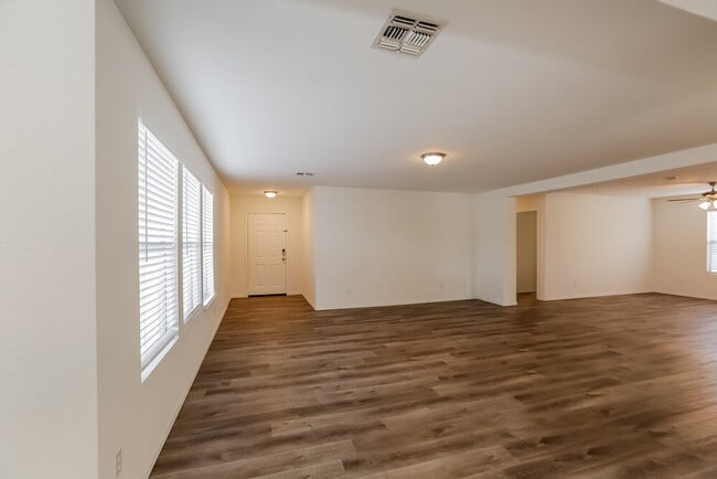 Photo - 5725 E Flower Cir