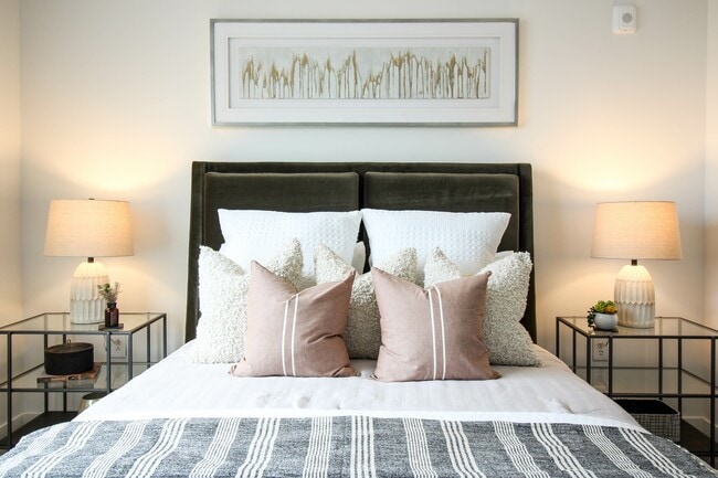 Lavina Bedroom