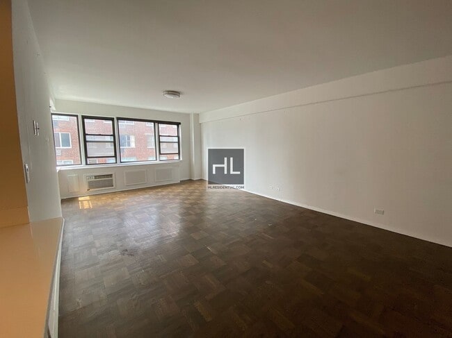 Photo - BEEKMAN PLACE Unit 7C