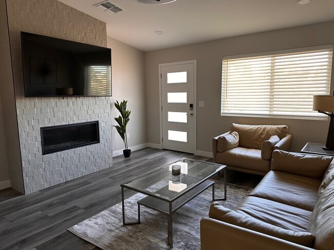 Photo - 4601 E Robin Dr