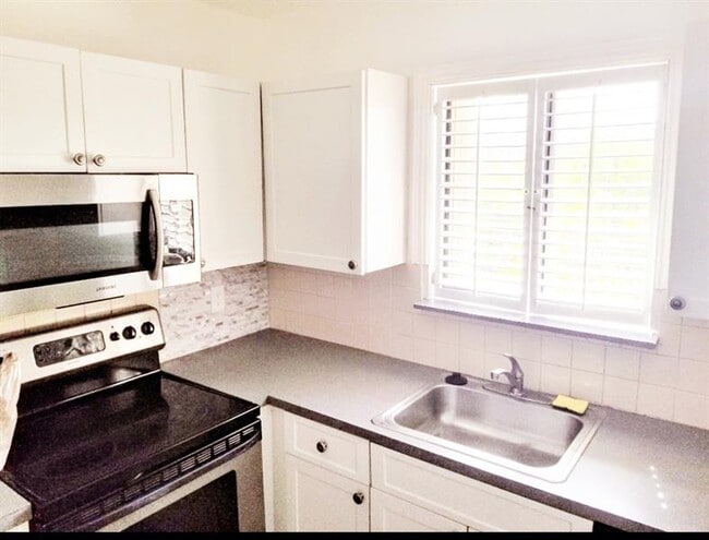Building Photo - 1201 S Flagler Ave Rental