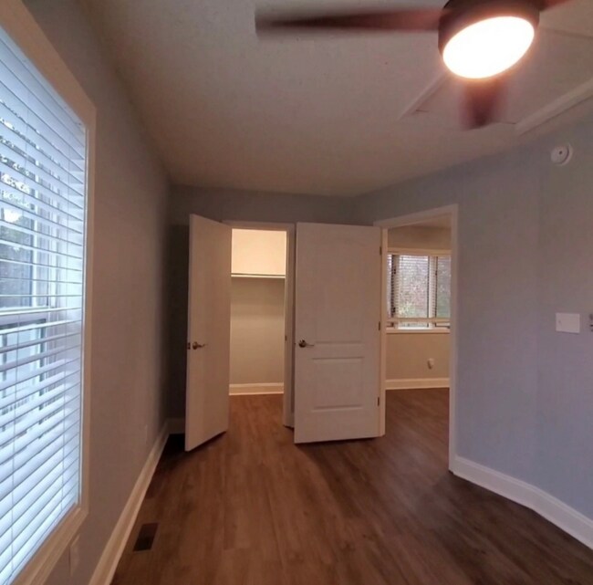 Photo - 131 University Dr Unit A