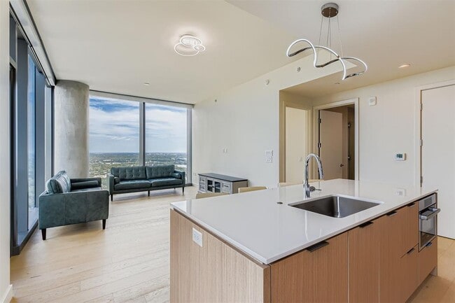 Photo - 44 East Ave Unit 3007