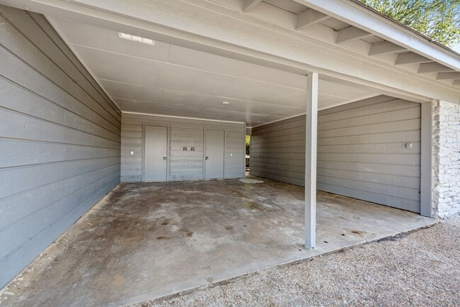 2303 Metcalfe Rd Unit - A