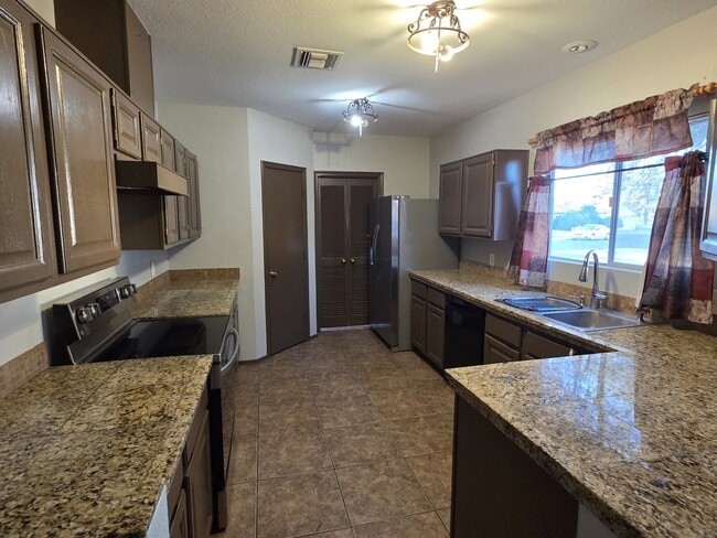 Photo - 1220 E Campbell Ave