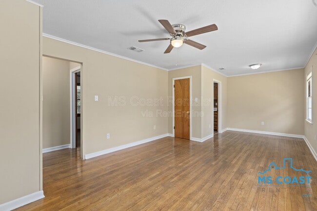 Photo - 2050 North Dr