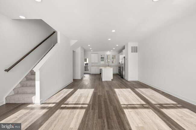 Photo - 1309 Bracken Ln