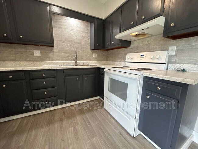 Photo - 222 Park Ave