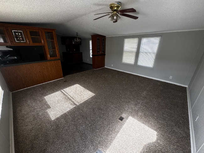 Photo - 141 Fox Meadow Dr
