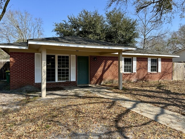 Building Photo - 15508 Hartford Dr