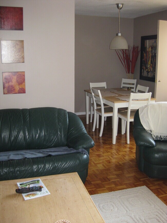 Photo - 2395 Homelands Dr