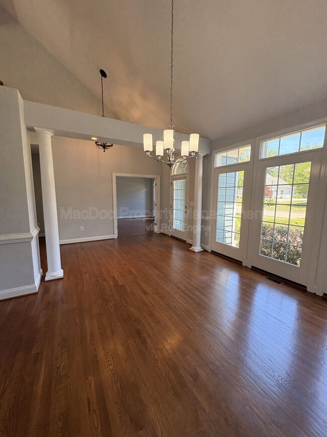 Photo - 10802 Cedar Creek Dr