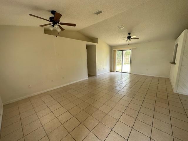 Photo - 1235 Karlovy Ave NW House