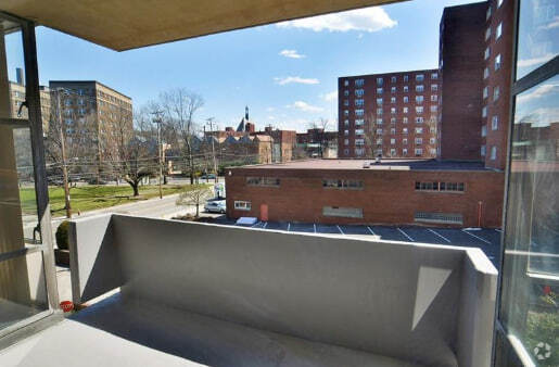 Building Photo - 552 N Neville St Rental