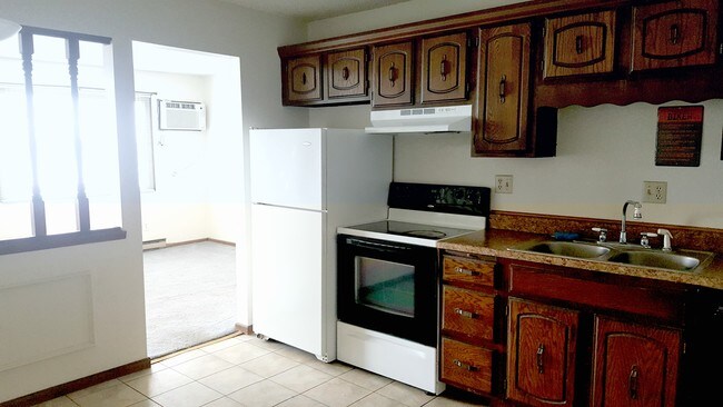 Photo - Newton Apartments