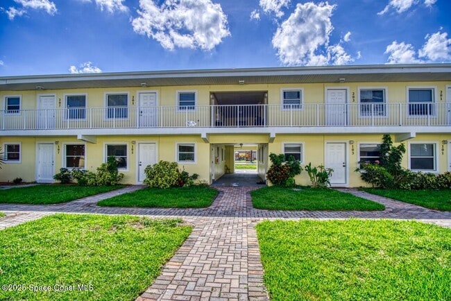 Photo - 130 Roosevelt Ave Unit 103