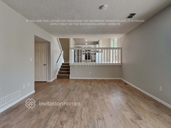 Photo - 4610 E 105th Dr