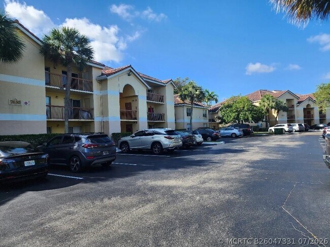 Photo - 7630 Westwood Dr Unit 328