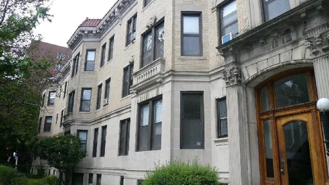 Photo - 279 St Paul St