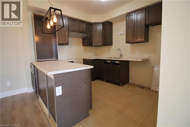 Photo - 1395 Bleams Rd