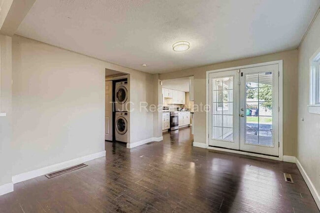 Photo - 1253 Uinta St