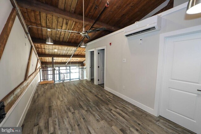 Photo - 1825 E Atlantic St Unit 207