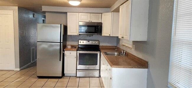 Photo - 9809 N Jasmine Ave