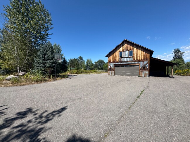 Photo - 4944 Hugo Way Unit A