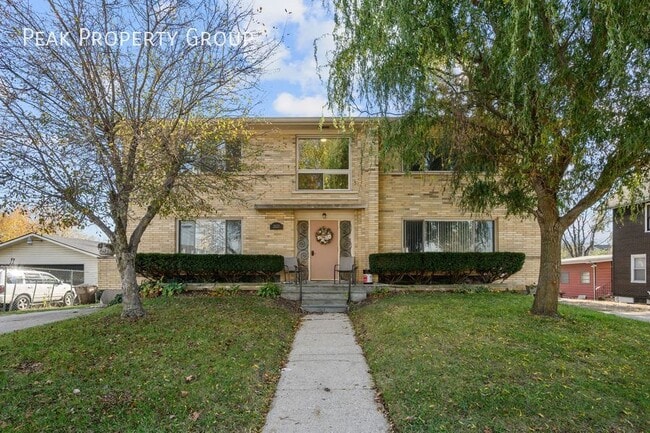 Cozy 1 Bedroom, Great Location, $99 DEPOSIT! - Cozy 1 Bedroom, Great Location, $99 DEPOSIT! Apartment Unit 3