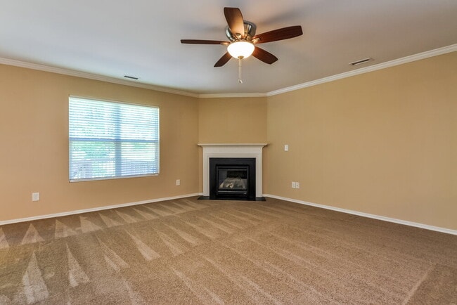 Photo - 3121 Varcroft Rd