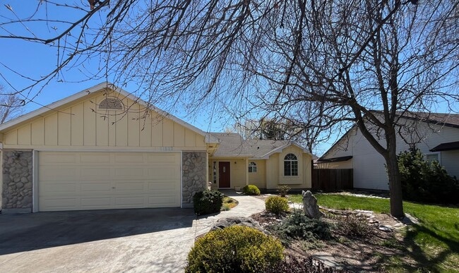 Photo - 11917 W Lewisburg Ct