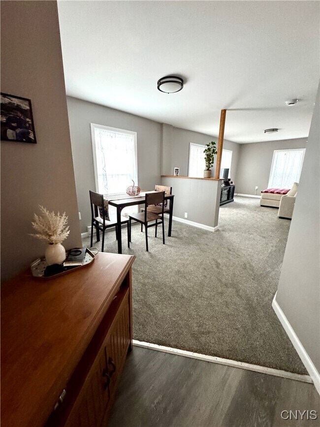 Photo - 3676 NY-12B Unidad 4