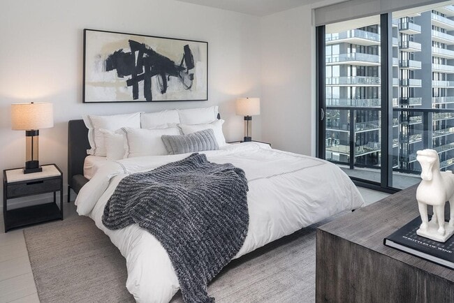 Photo - Solitair Brickell Apartments