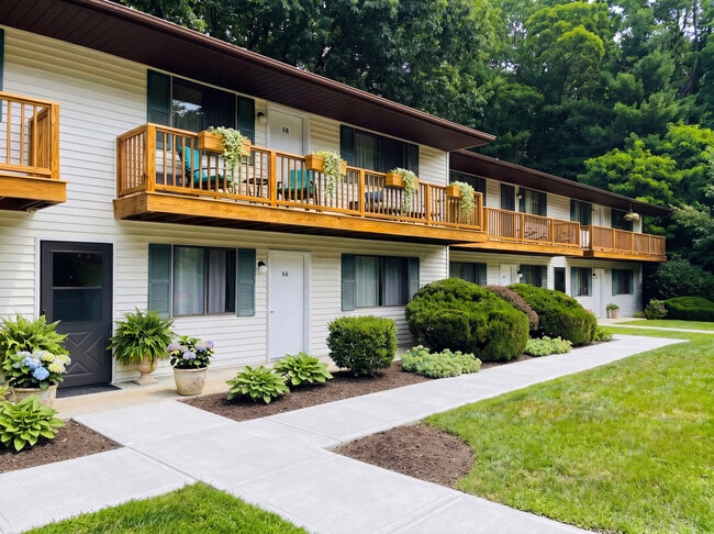 Clifton Court Apartments Outside