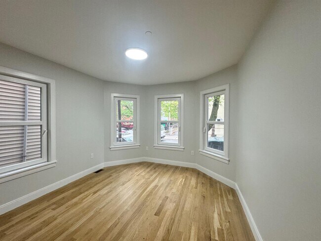 Photo - 37 Gore St Unit 1