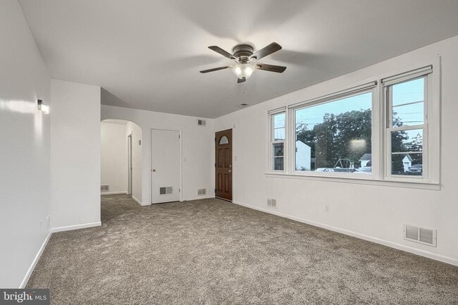 Photo - 1417 Waterford Rd