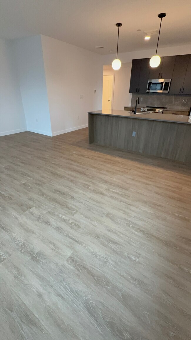 Photo - 198 Gardner St Unit 3-2