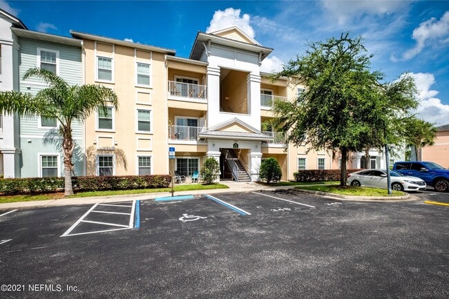 Photo - 4920 Key Lime Dr Unit 207