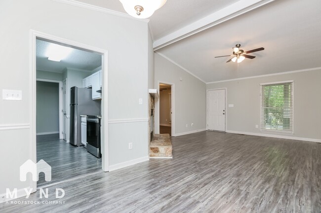 Photo - 4225 Labrador Dr