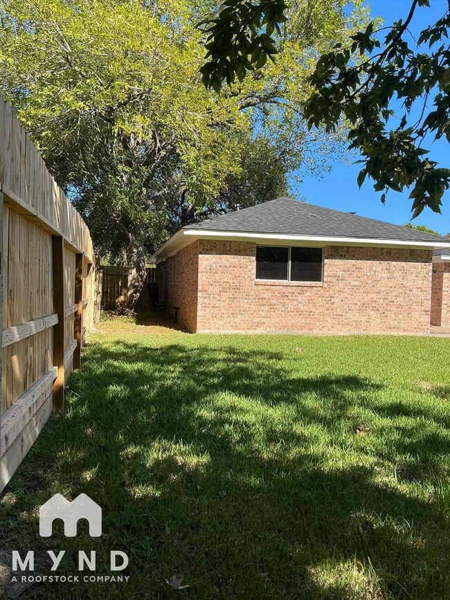 Photo - 1911 Bogatto St