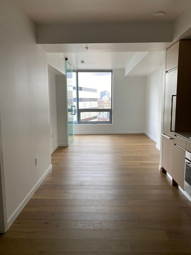 Nexus Condo 1B+1B+1 Den - Nexus Condo 1B+1B+1 Den Unit 2500