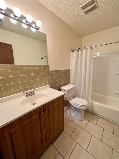 Photo - 2210 Campus Dr Unit 1