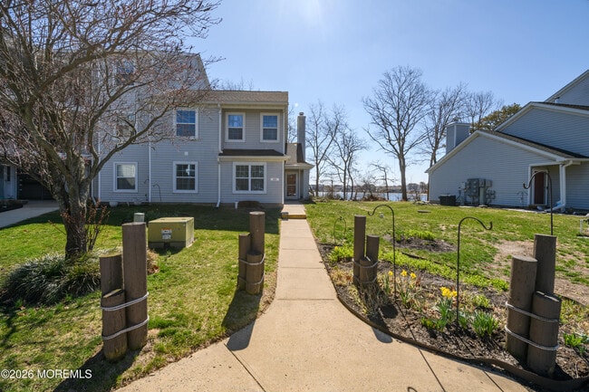 Photo - 222 Waters Edge Dr