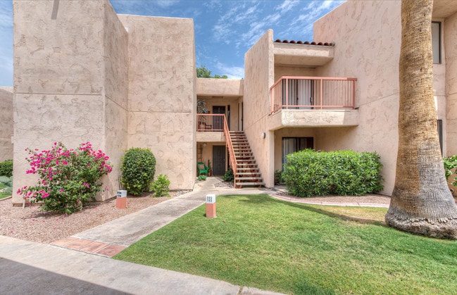 Photo - 9340 N 92nd St Unit 204