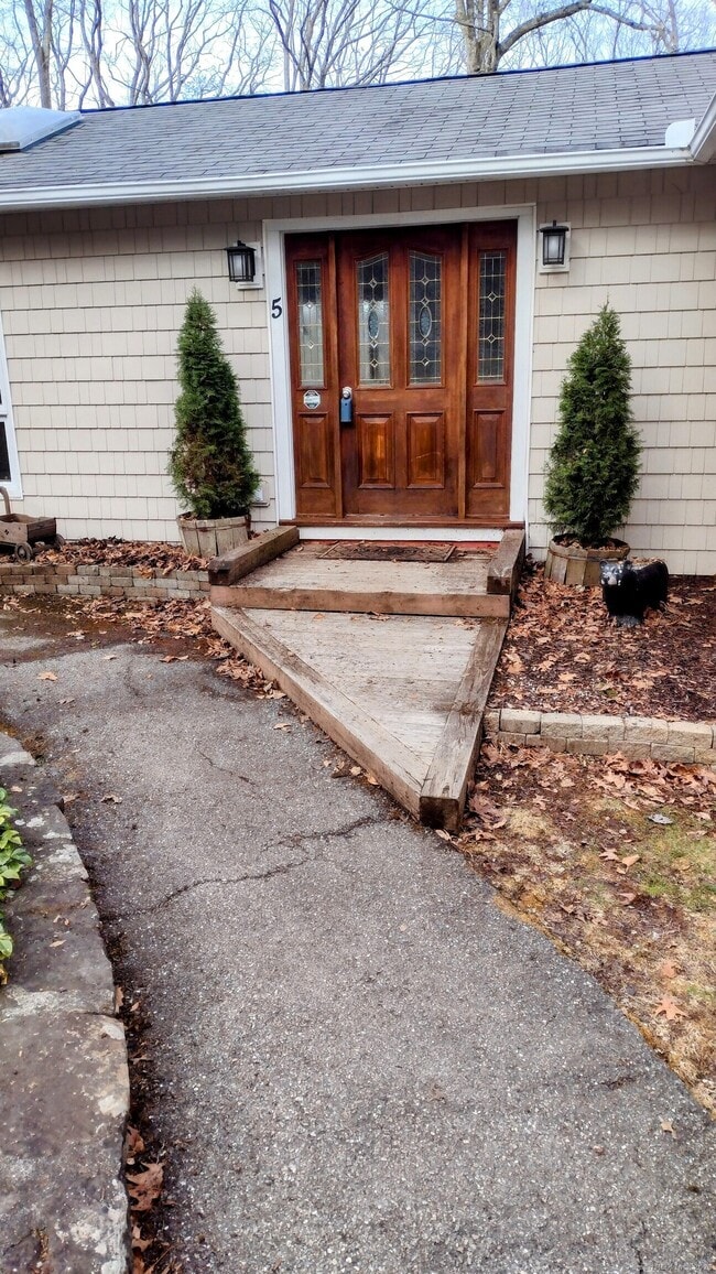 Photo - 5 Candlewood Lake Dr