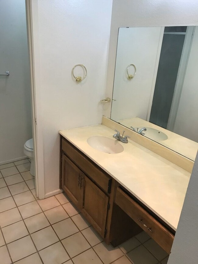 Photo - Very nice 2 bed 2 bath water paid Unit Grimes